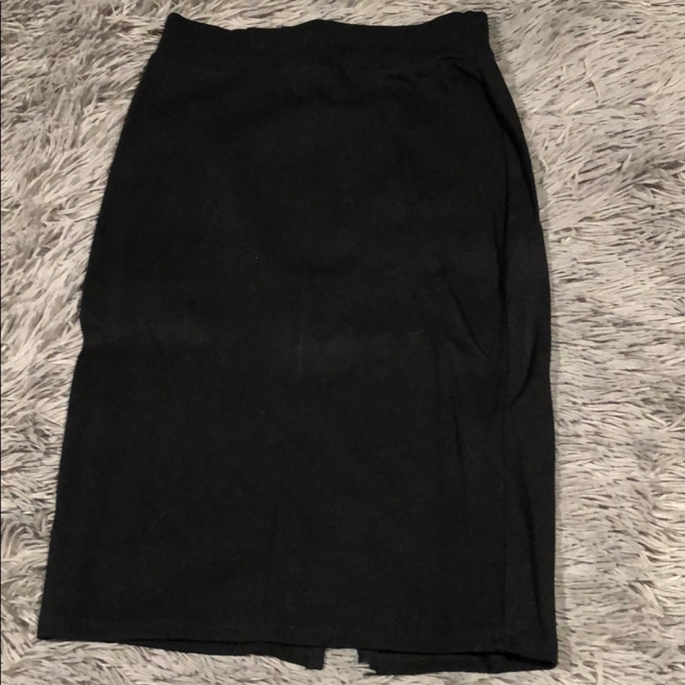 Black skirt